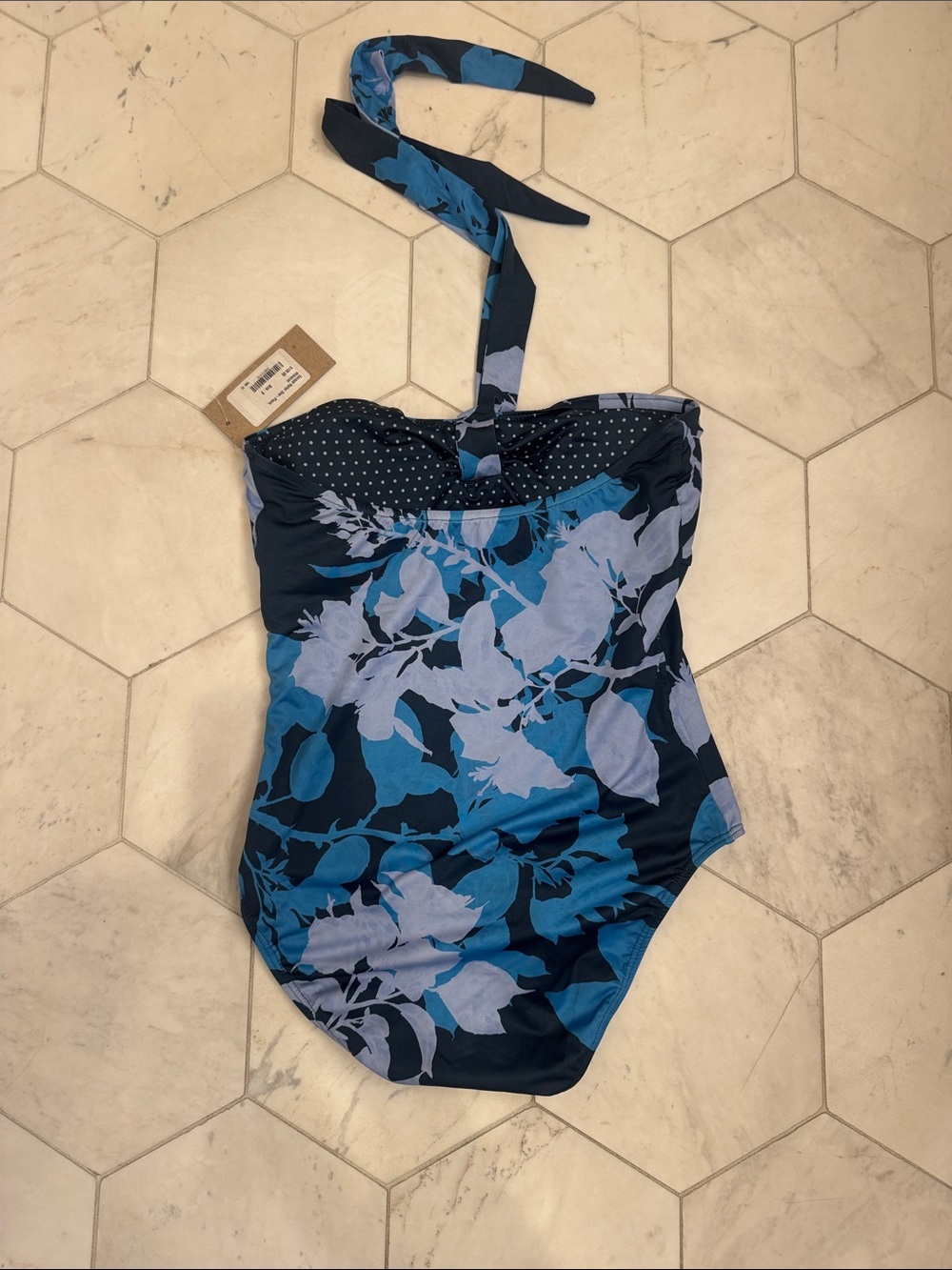 Albion Escape Halter One-piece - Picture 5 of 7